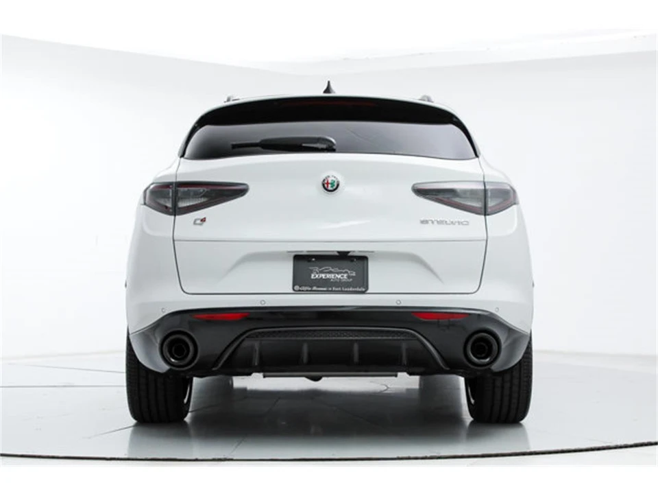 2026 Alfa Romeo Stelvio - Image 4 of 20