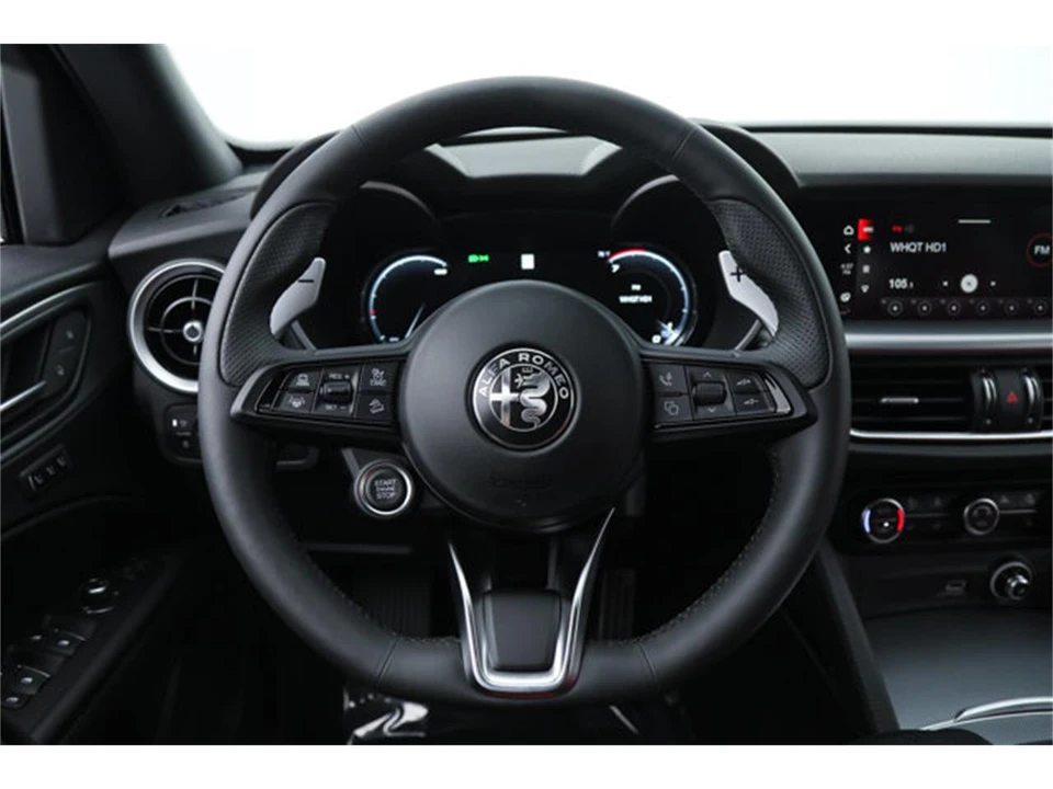 2026 Alfa Romeo Stelvio - Image 16 of 20