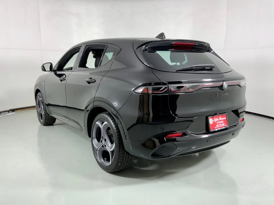 2026 Alfa Romeo Tonale - Image 4 of 17
