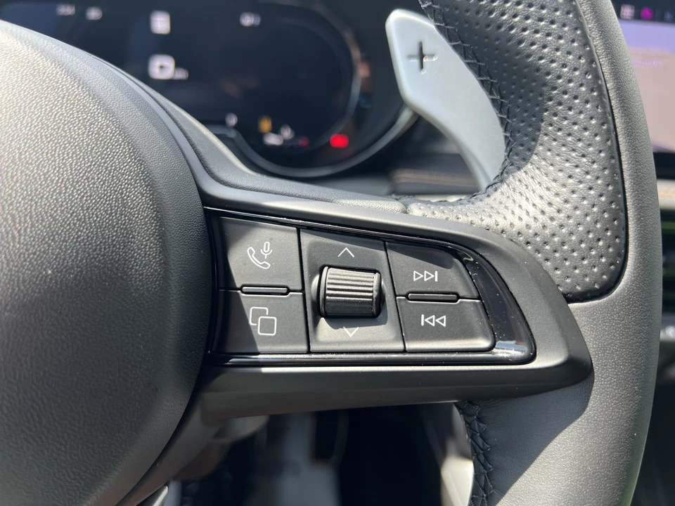 2026 Alfa Romeo Tonale - Image 26 of 31
