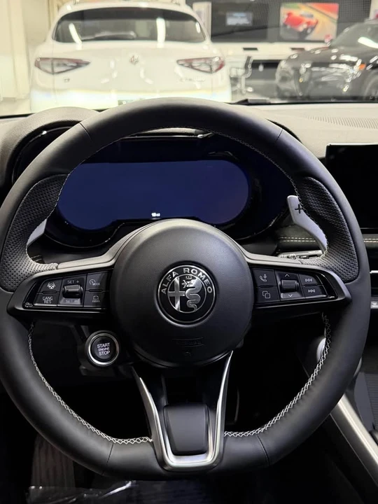 2026 Alfa Romeo Tonale - Image 20 of 20