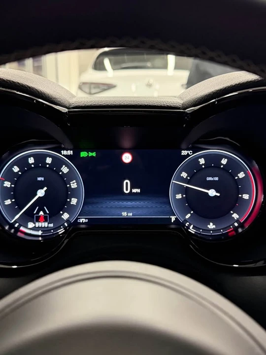 2026 Alfa Romeo Tonale - Image 18 of 20