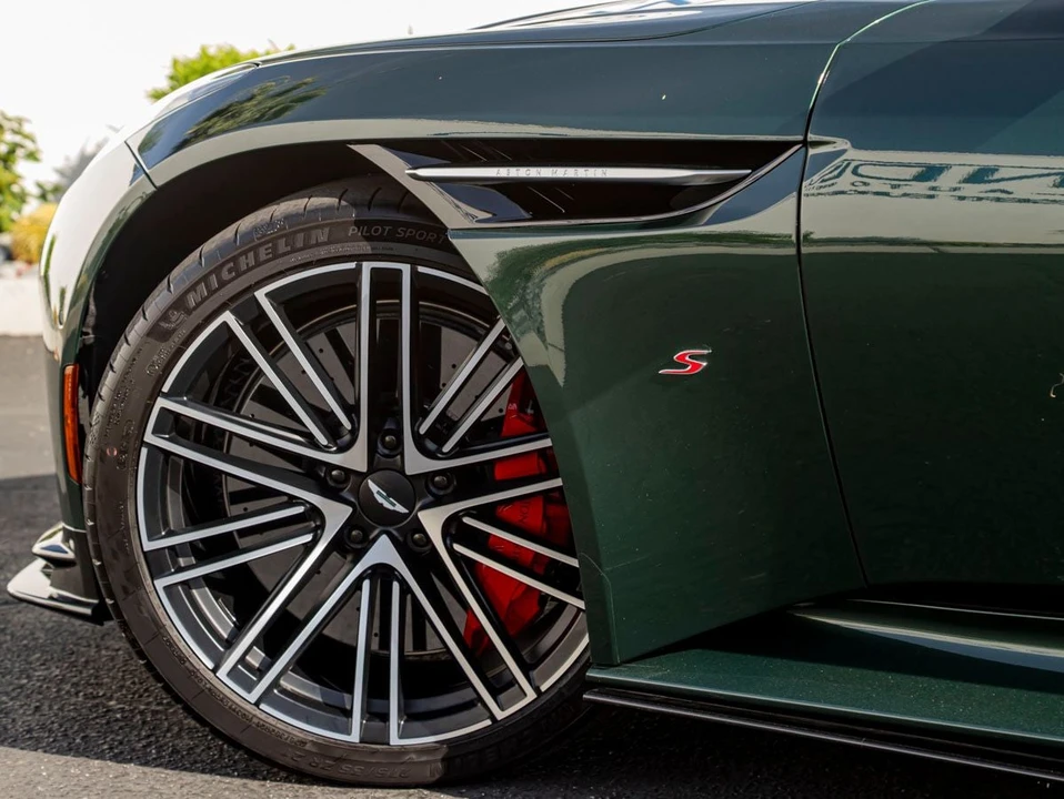 2026 Aston Martin DB12 - Image 11 of 31