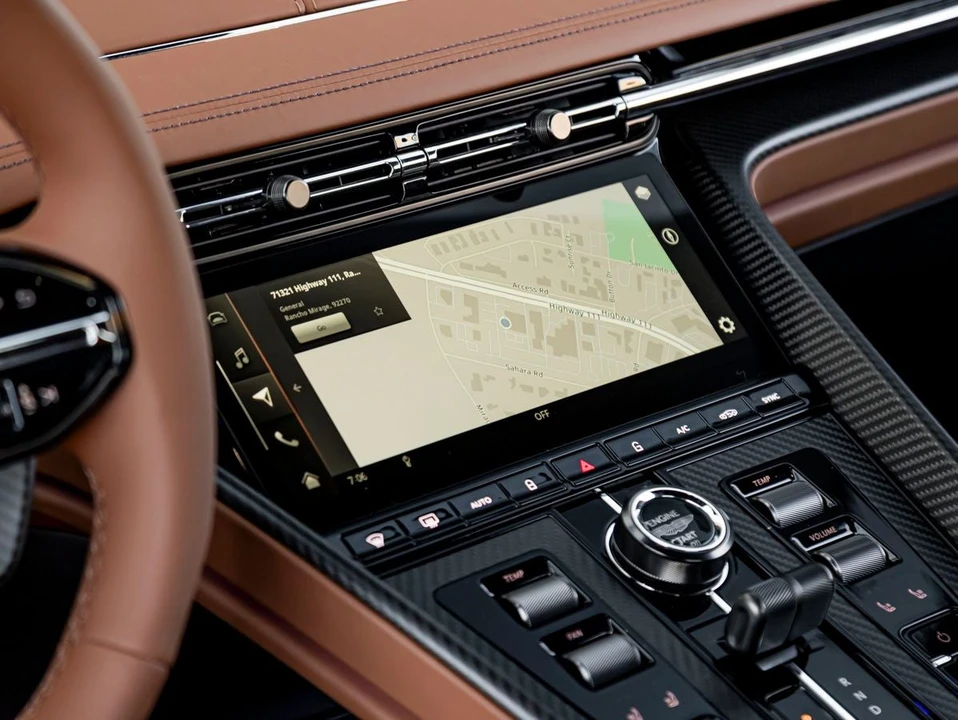 2026 Aston Martin DB12 - Image 20 of 31