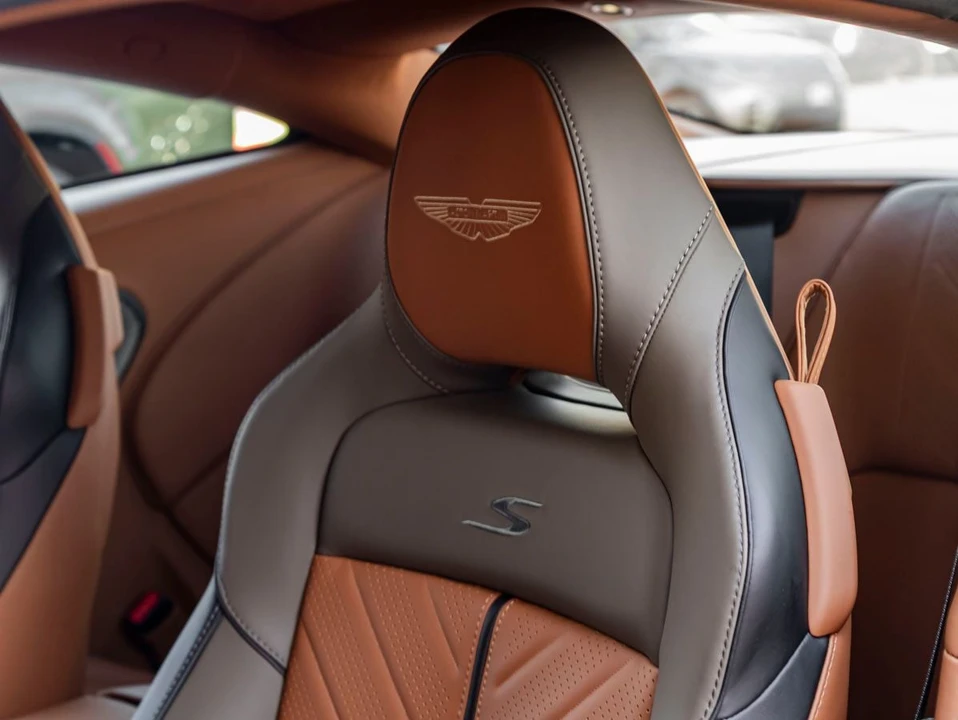 2026 Aston Martin DB12 - Image 21 of 31