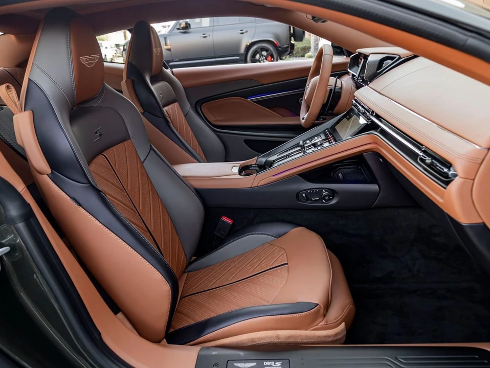 2026 Aston Martin DB12 - Image 27 of 31
