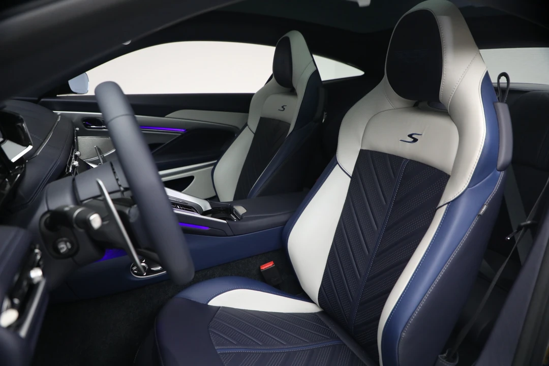 2026 Aston Martin DB12 - Image 17 of 31