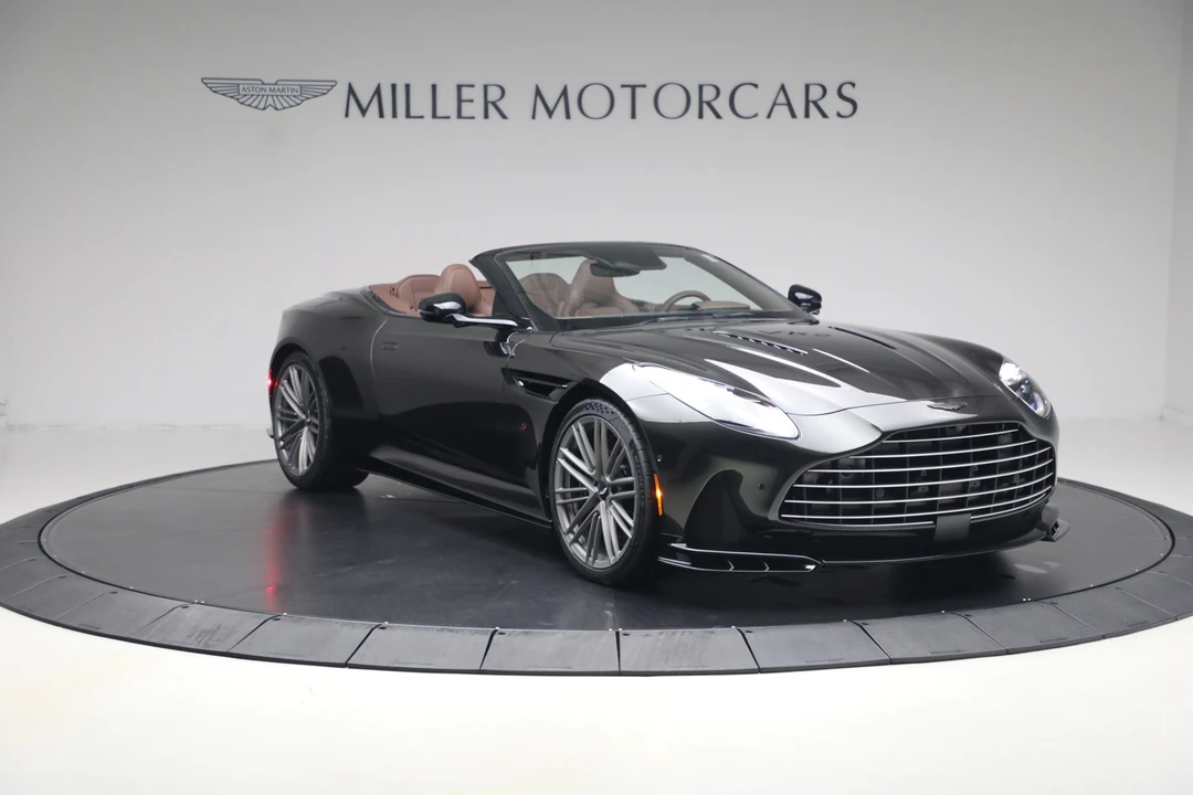 2026 Aston Martin DB12 - Image 12 of 31