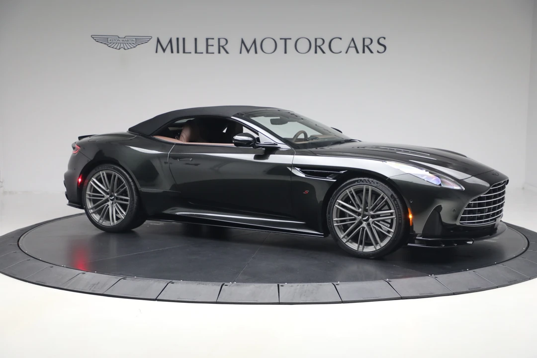 2026 Aston Martin DB12 - Image 23 of 31