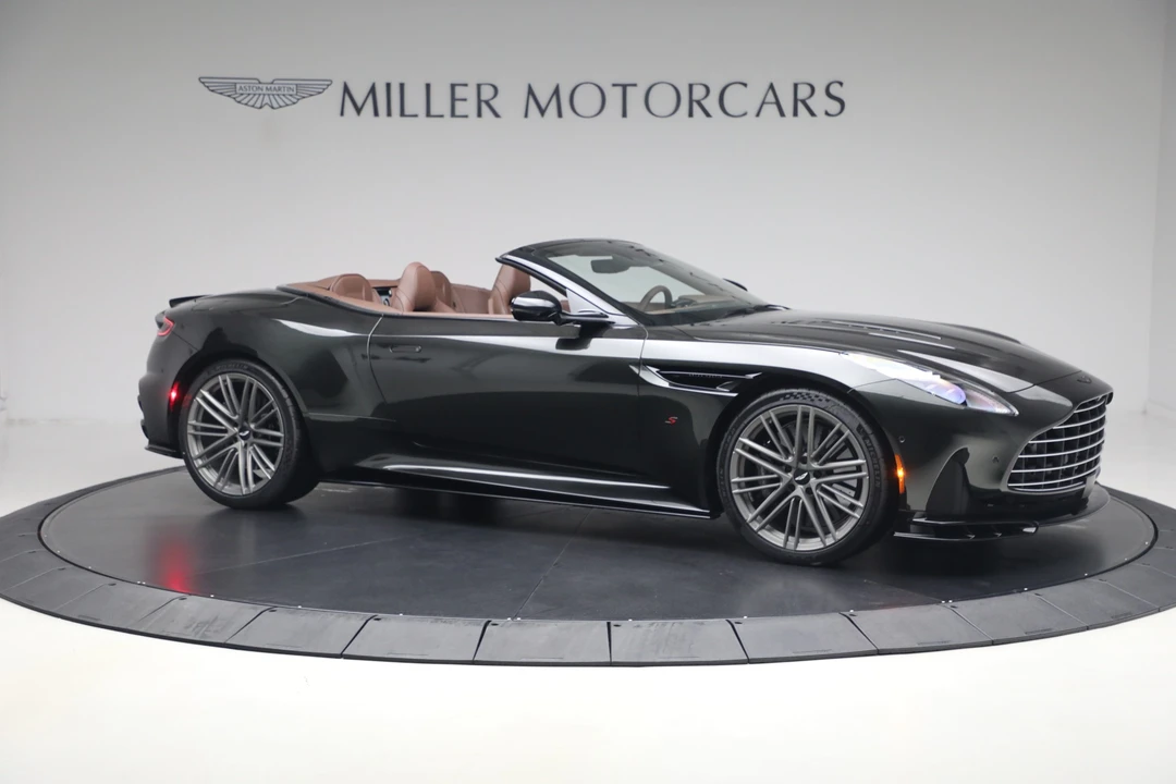 2026 Aston Martin DB12 - Image 11 of 31