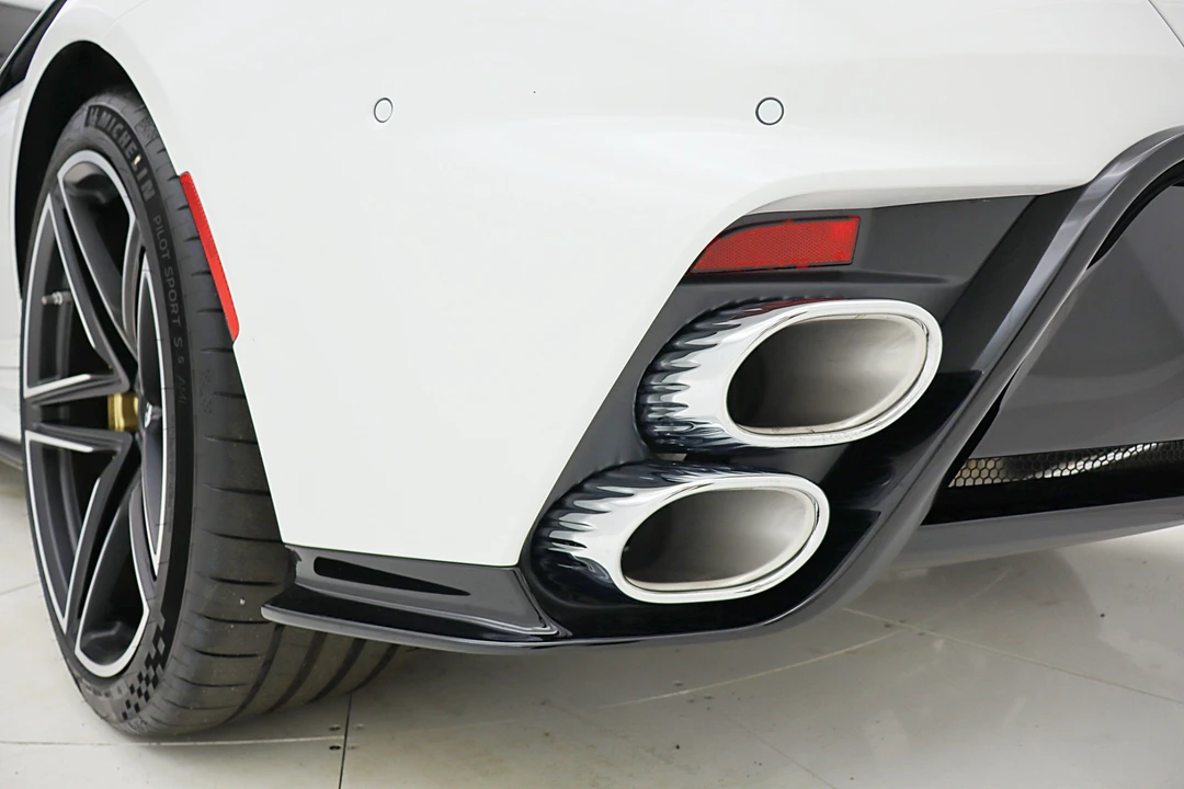 2026 Aston Martin DB12 - Image 15 of 31