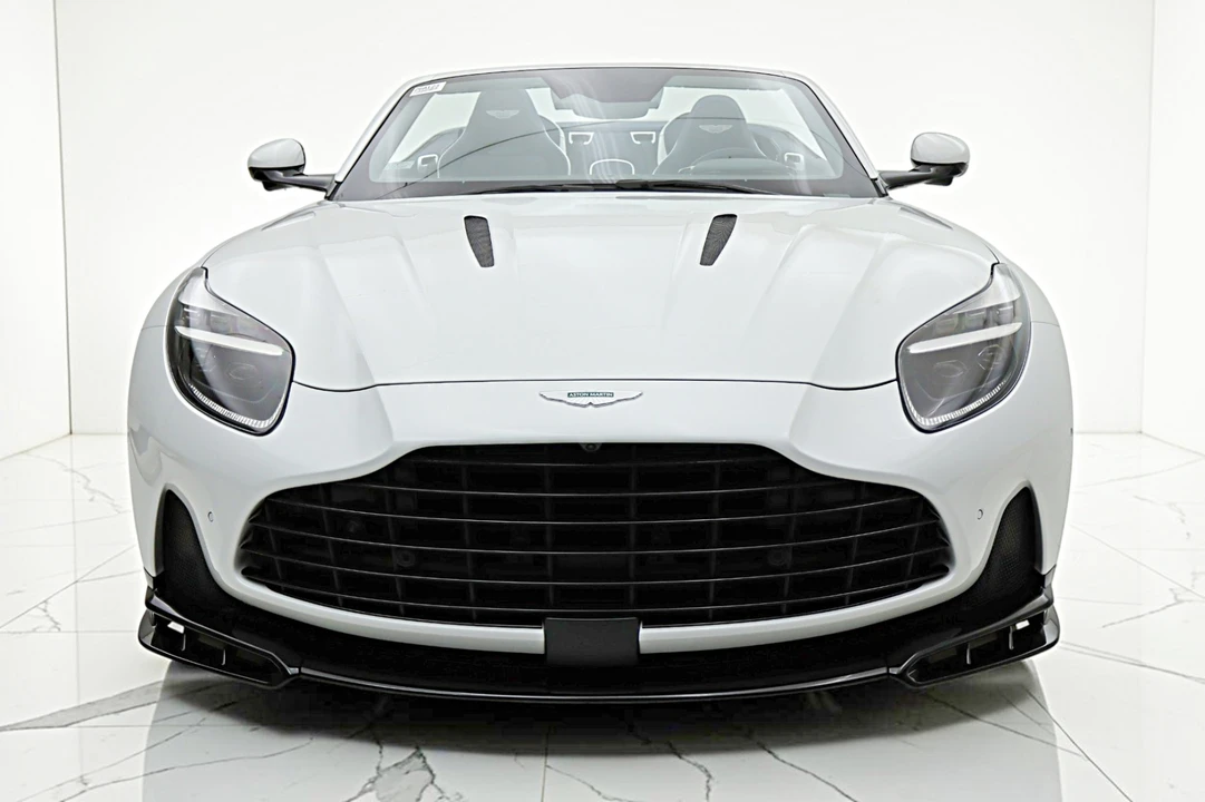 2026 Aston Martin DB12 - Image 18 of 31