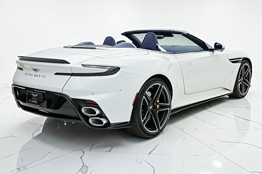 2026 Aston Martin DB12 - Image 11 of 31