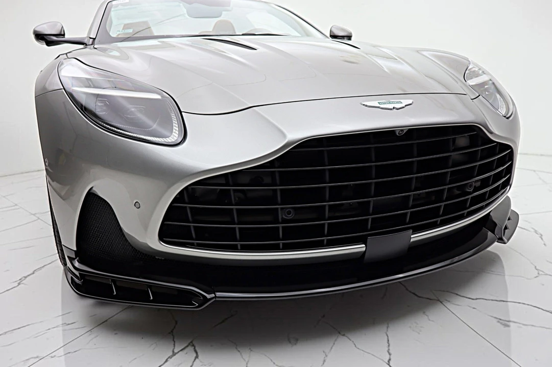 2026 Aston Martin DB12 - Image 21 of 31