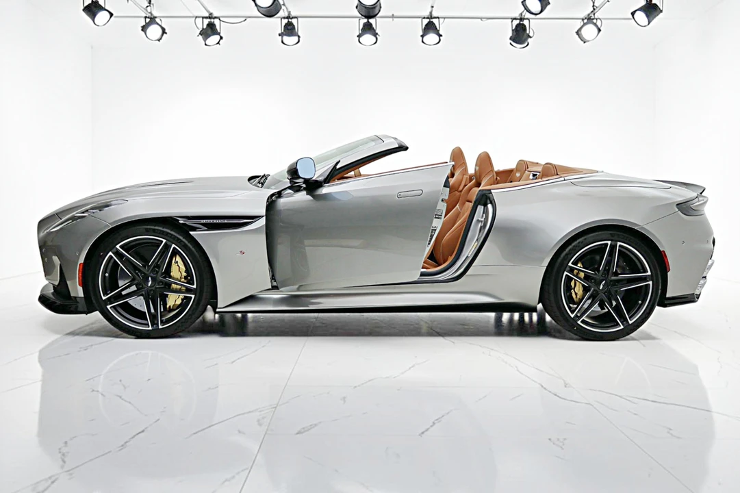 2026 Aston Martin DB12 - Image 5 of 31