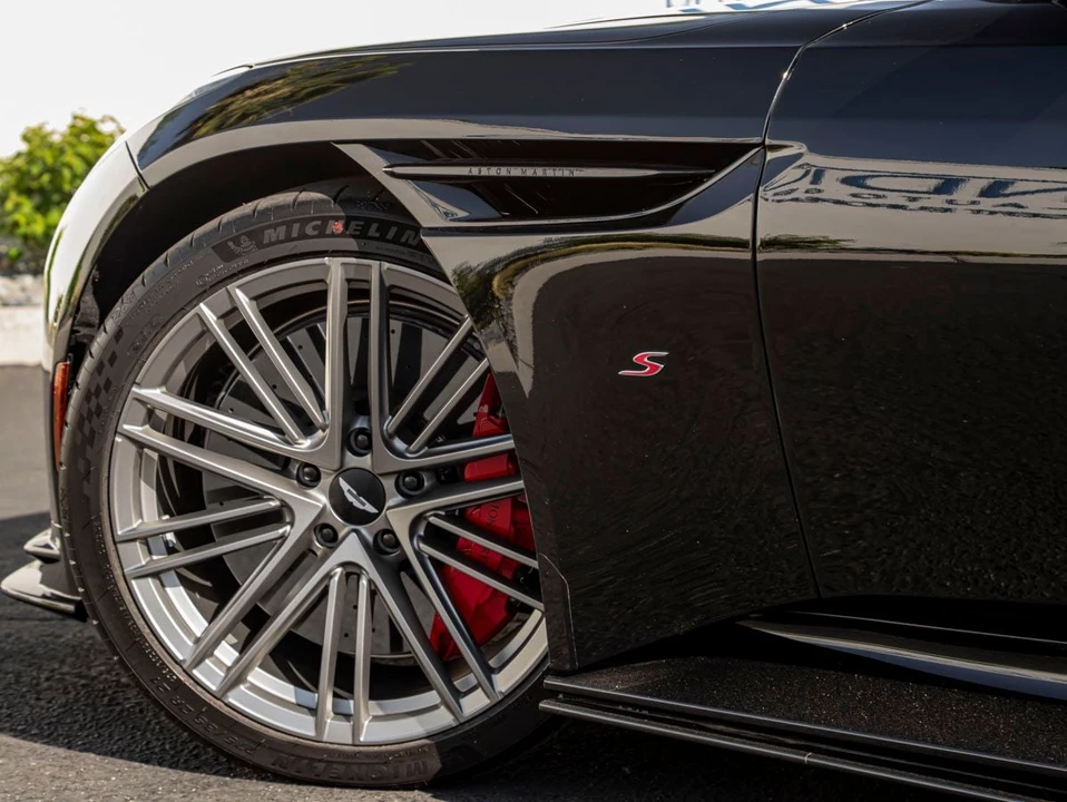 2026 Aston Martin DB12 - Image 13 of 31