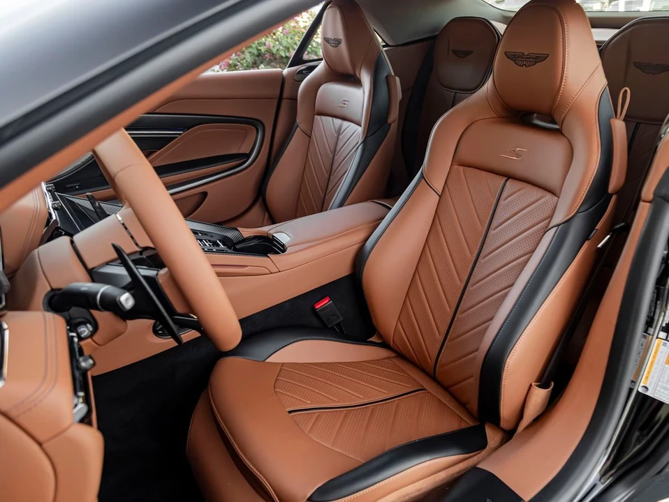 2026 Aston Martin DB12 - Image 15 of 31