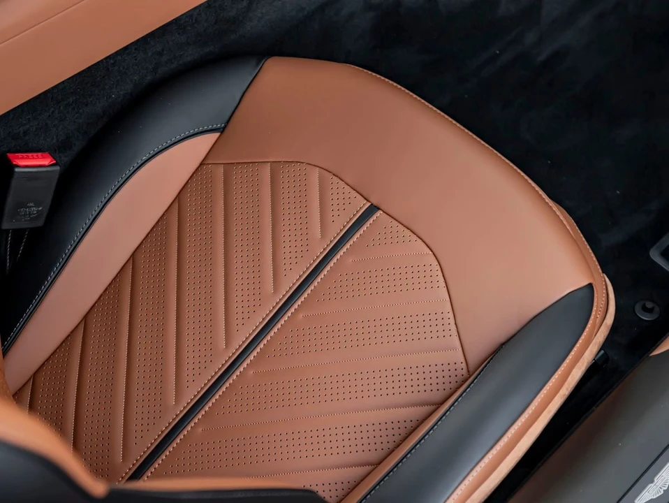 2026 Aston Martin DB12 - Image 29 of 31