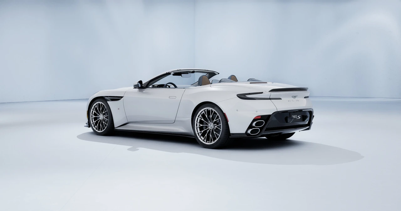 2026 Aston Martin DB12 - Image 15 of 22