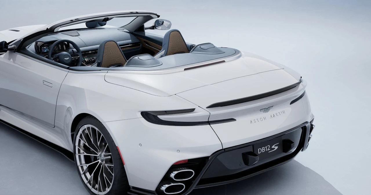 2026 Aston Martin DB12 - Image 18 of 22