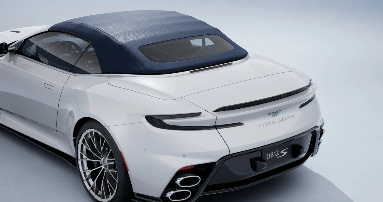 2026 Aston Martin DB12 - Image 19 of 22