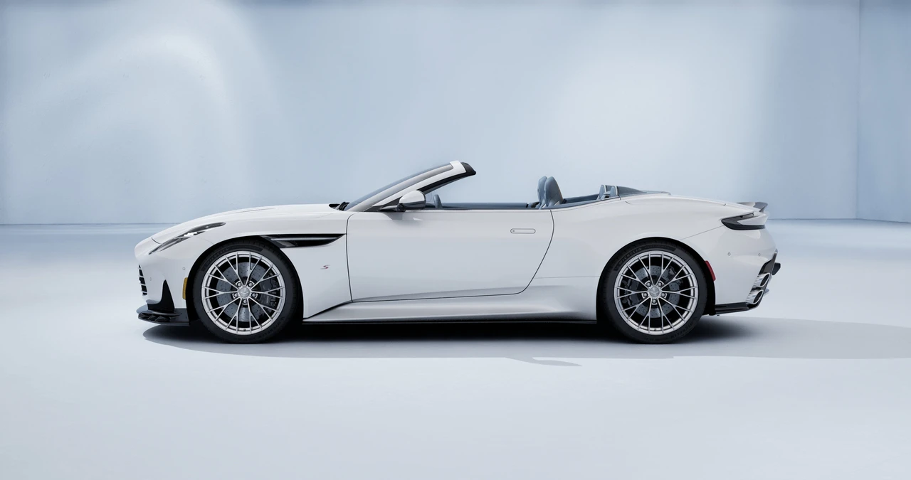 2026 Aston Martin DB12 - Image 6 of 22