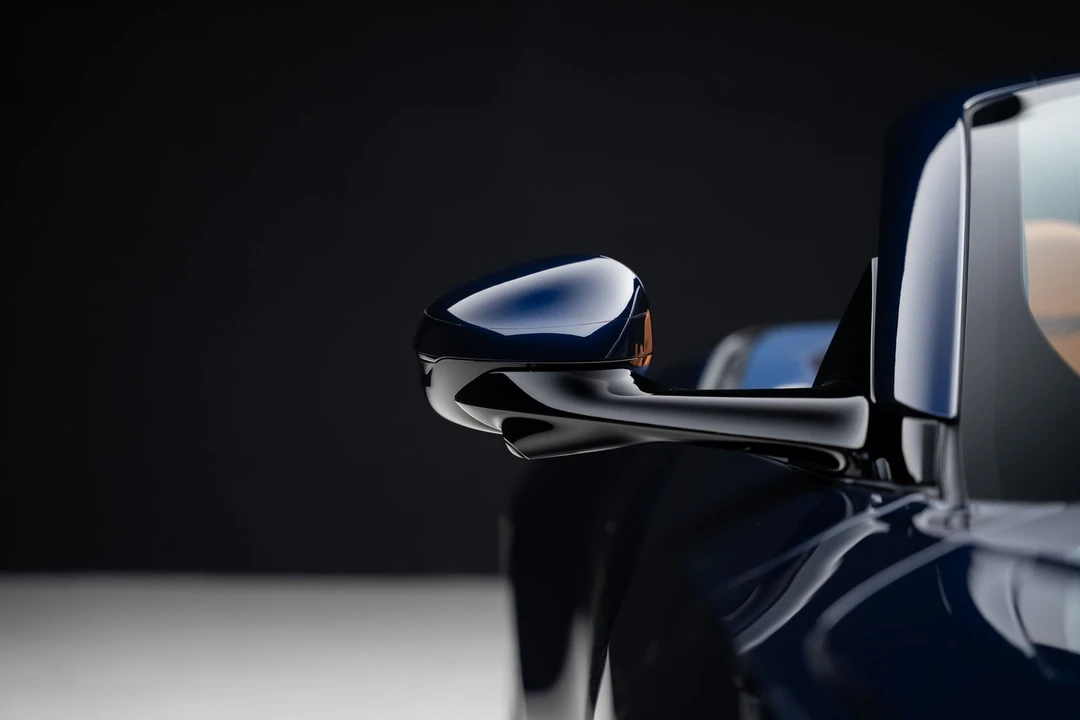 2026 Aston Martin DB12 - Image 16 of 31