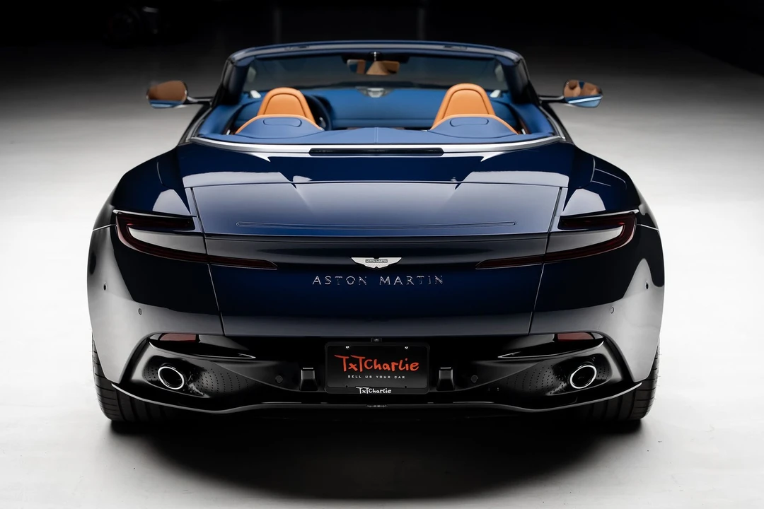 2026 Aston Martin DB12 - Image 27 of 31