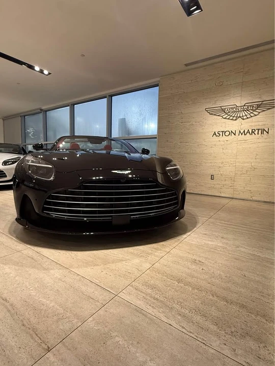 2026 Aston Martin DB12 - Image 15 of 18