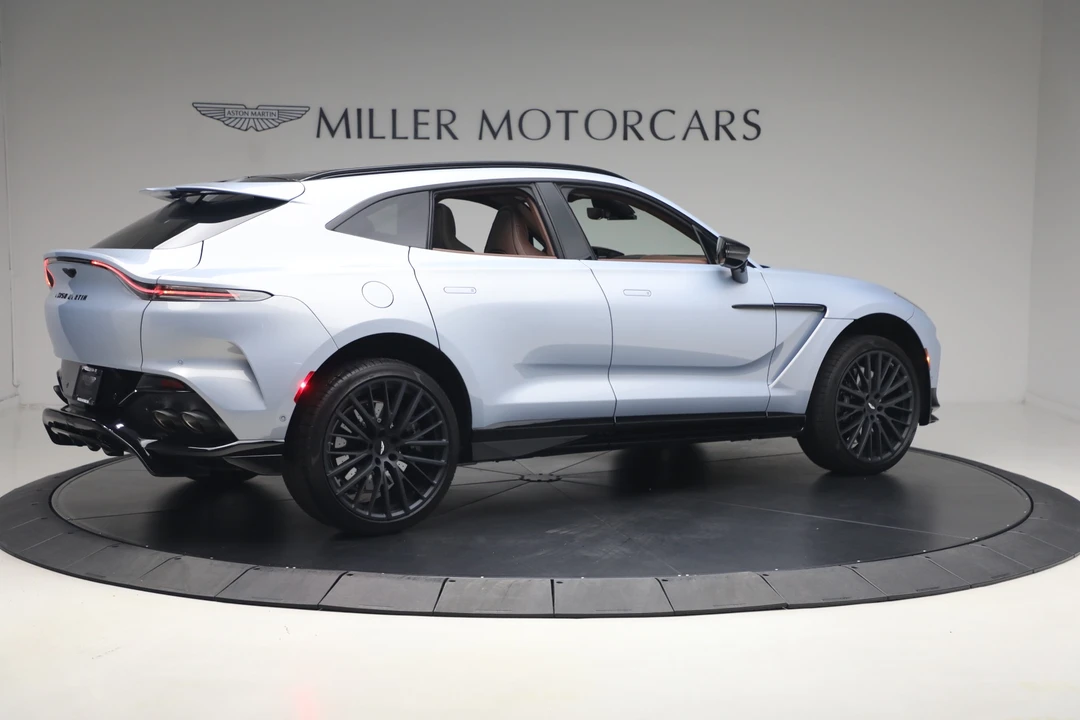 2026 Aston Martin DBX 707 - Image 9 of 31