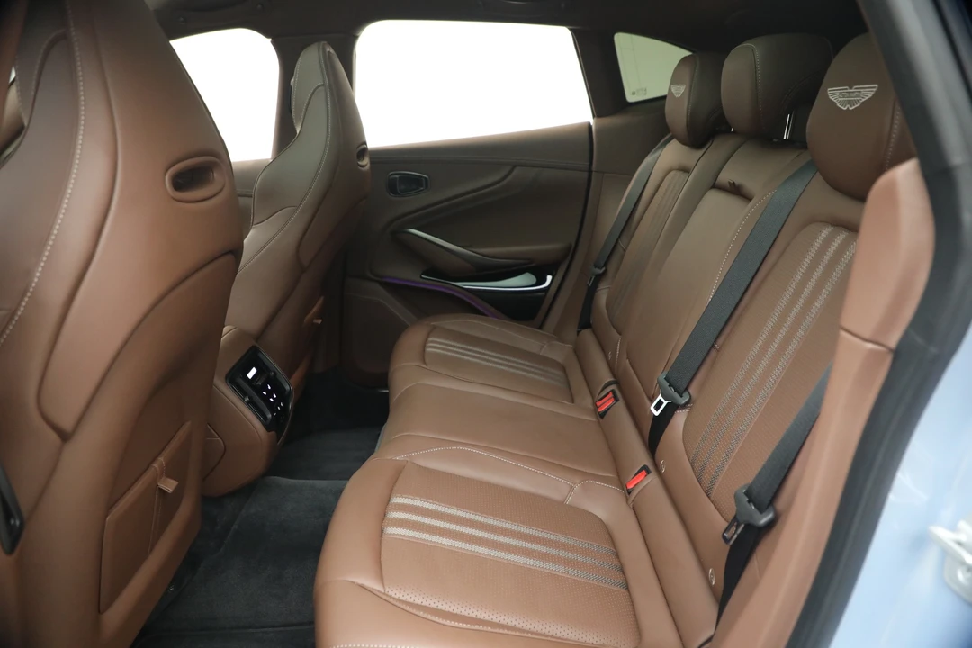 2026 Aston Martin DBX 707 - Image 19 of 31