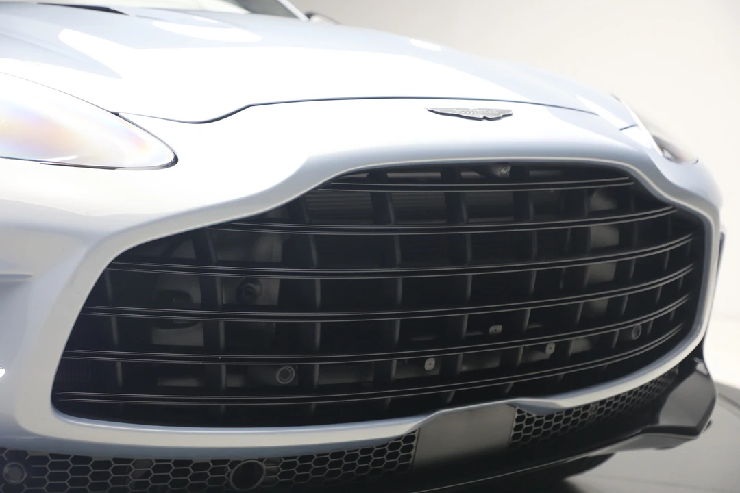 2026 Aston Martin DBX 707 - Image 15 of 31