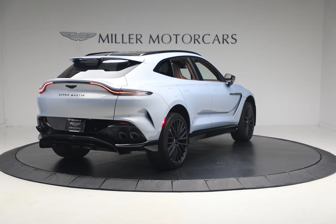 2026 Aston Martin DBX 707 - Image 8 of 31