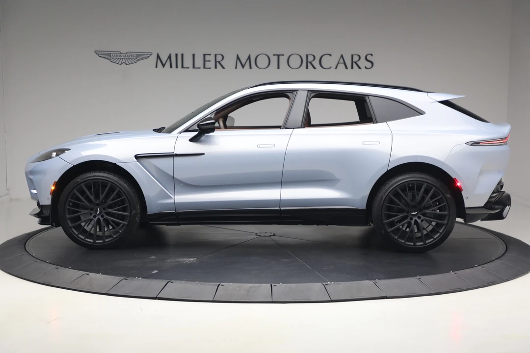 2026 Aston Martin DBX 707 - Image 4 of 31