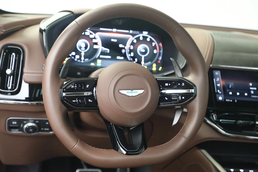 2026 Aston Martin DBX 707 - Image 23 of 31
