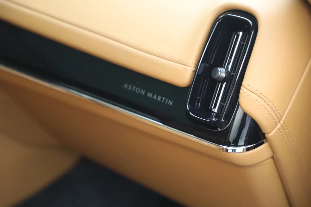 2026 Aston Martin DBX 707 - Image 30 of 31
