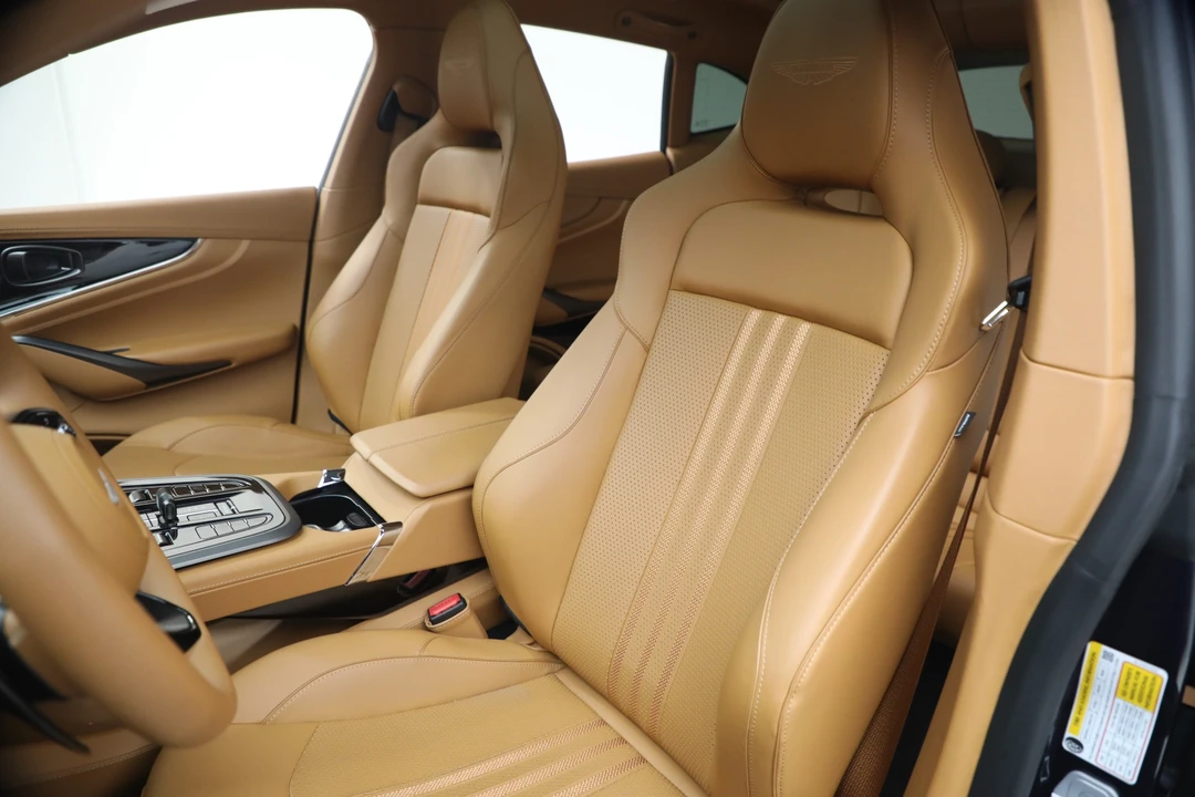 2026 Aston Martin DBX 707 - Image 17 of 31