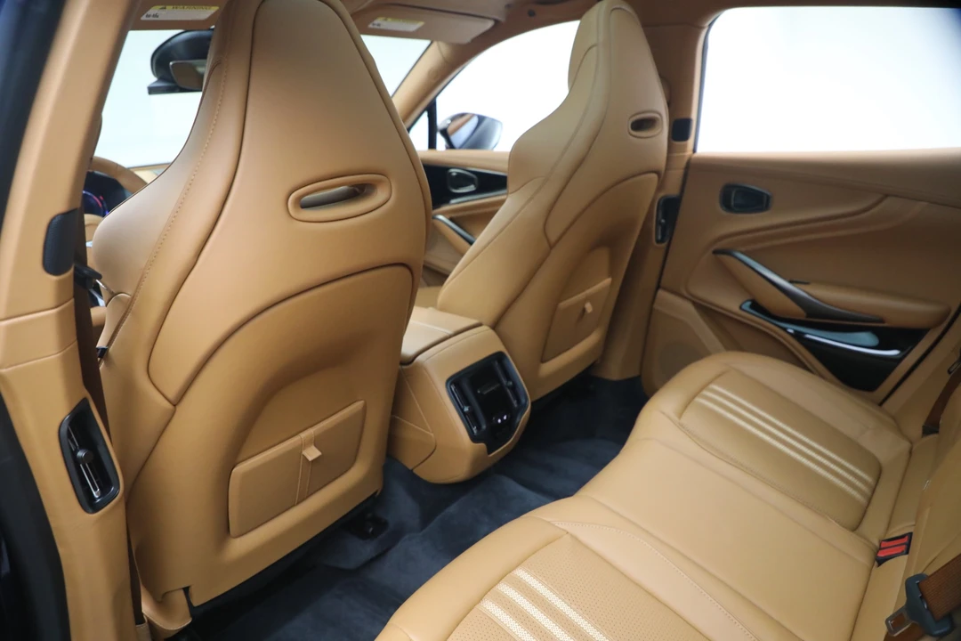 2026 Aston Martin DBX 707 - Image 26 of 31