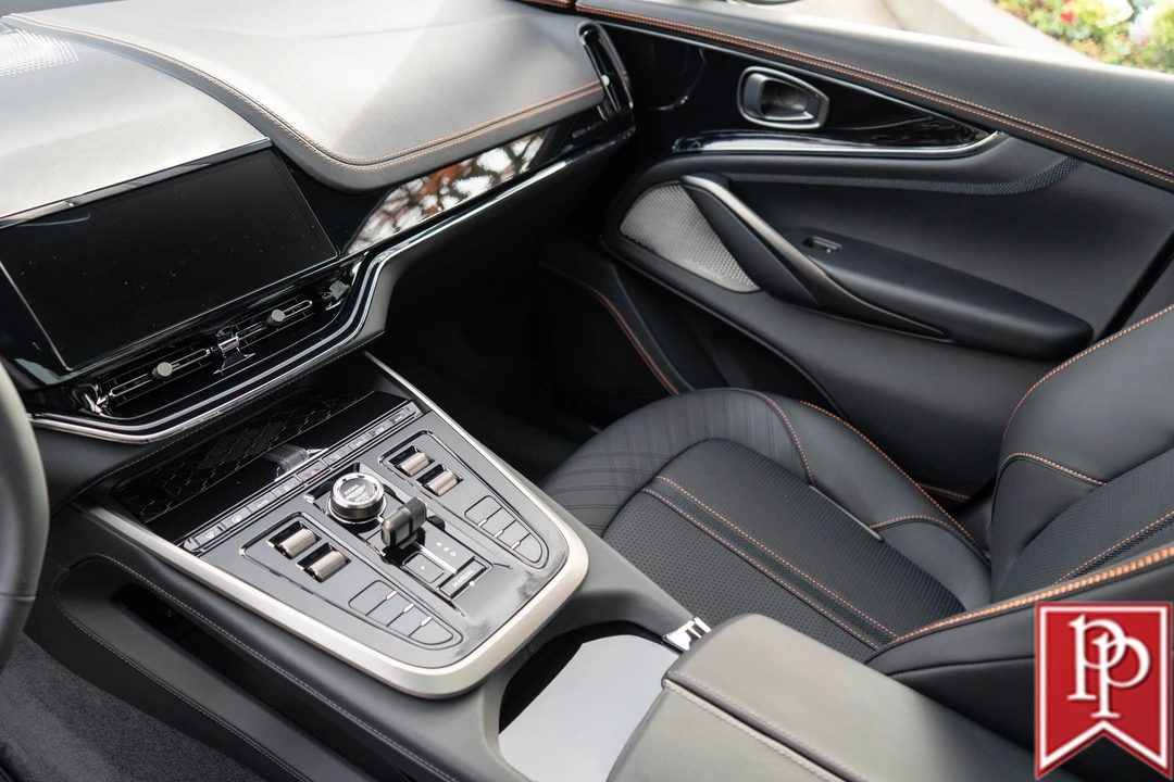2026 Aston Martin DBX 707 - Image 8 of 21