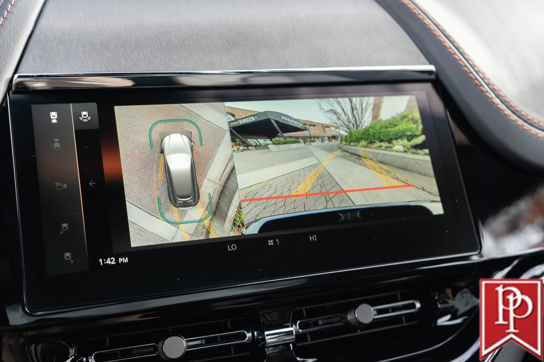 2026 Aston Martin DBX 707 - Image 18 of 21