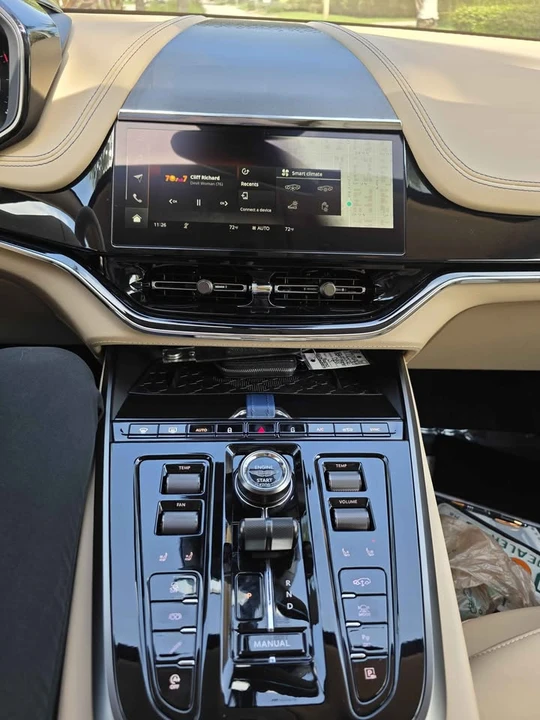 2026 Aston Martin DBX 707 - Image 16 of 16
