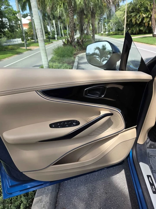 2026 Aston Martin DBX 707 - Image 13 of 16