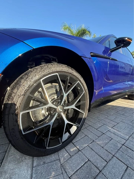 2026 Aston Martin DBX 707 - Image 6 of 20