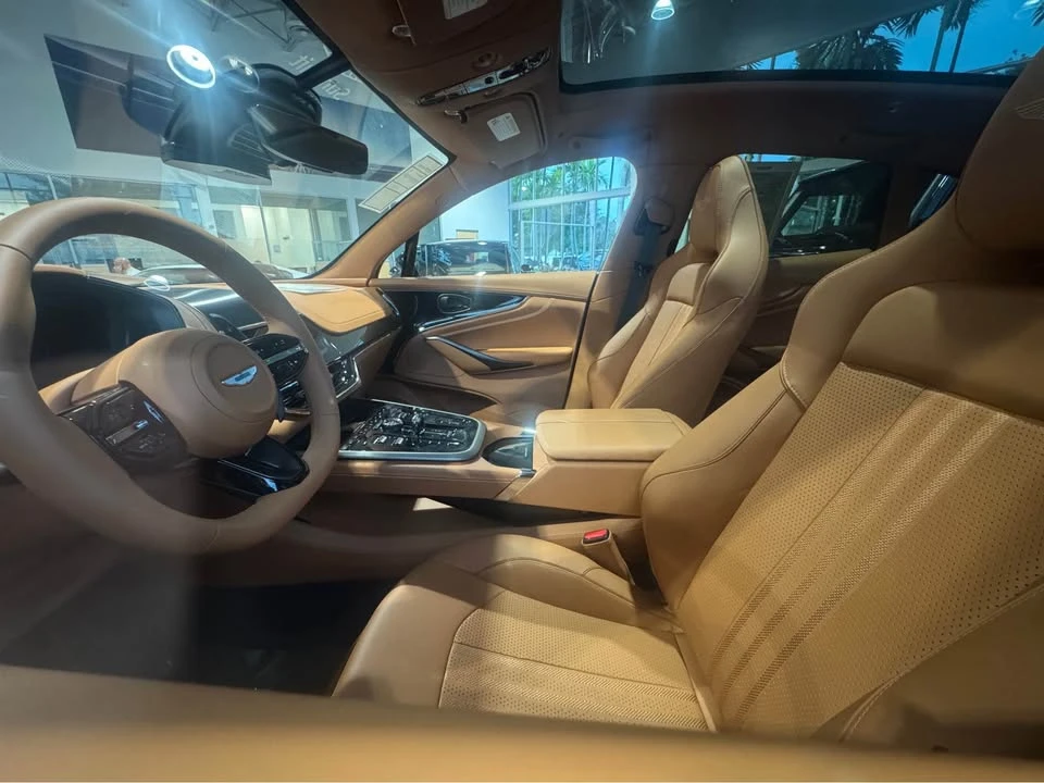 2026 Aston Martin DBX 707 - Image 4 of 4