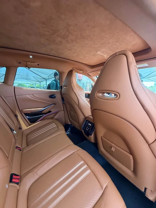 2026 Aston Martin DBX 707 - Image 4 of 11