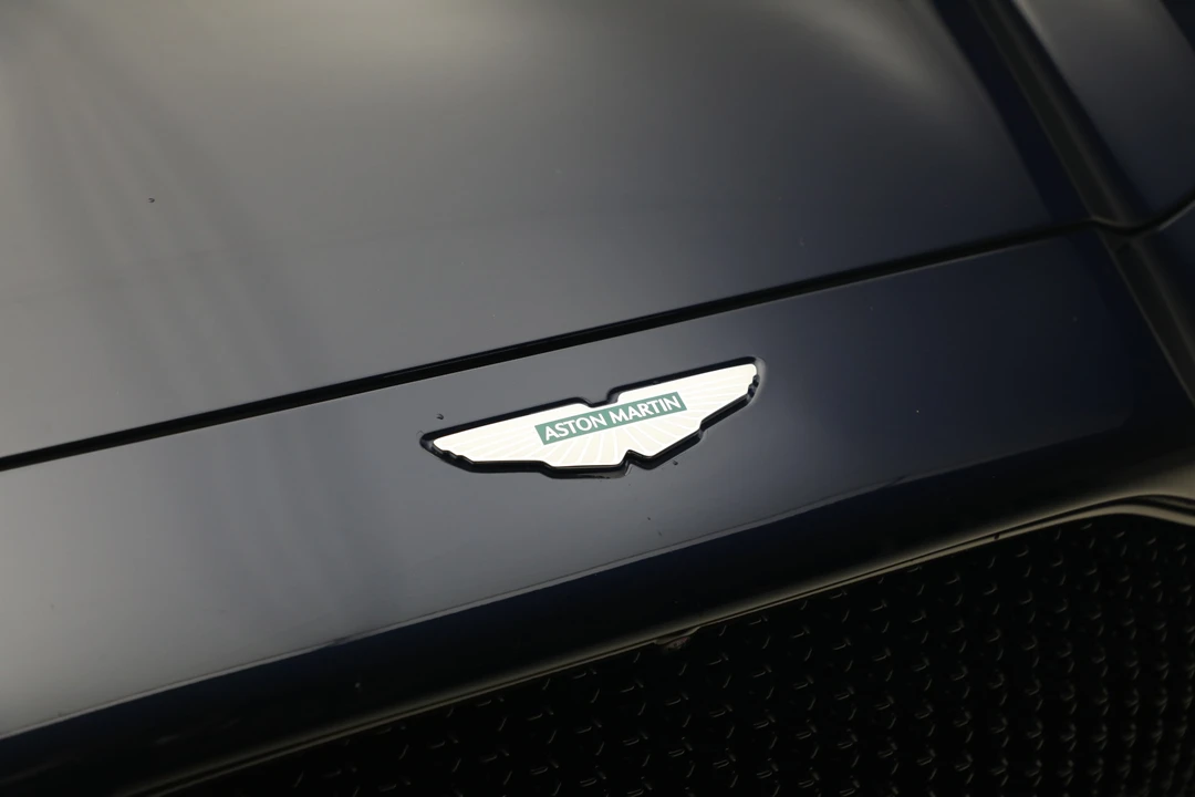 2026 Aston Martin DBX - Image 29 of 31