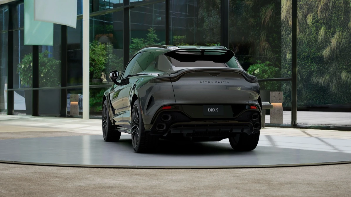 2026 Aston Martin DBX - Image 5 of 11