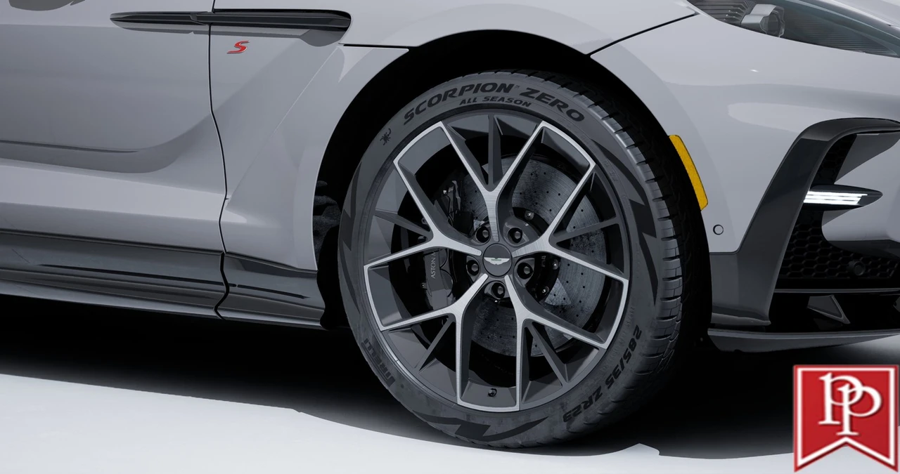 2026 Aston Martin DBX - Image 5 of 12
