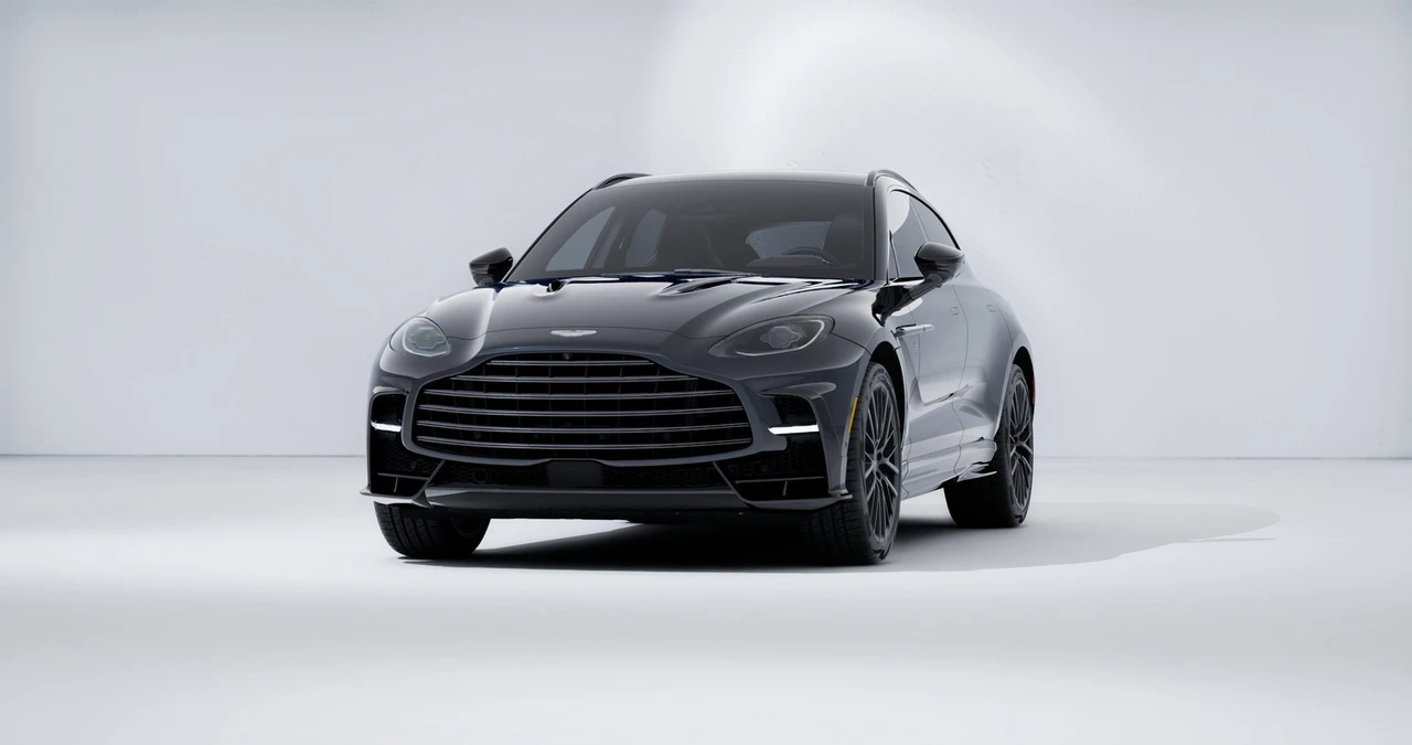 2026 Aston Martin DBX - Image 2 of 12
