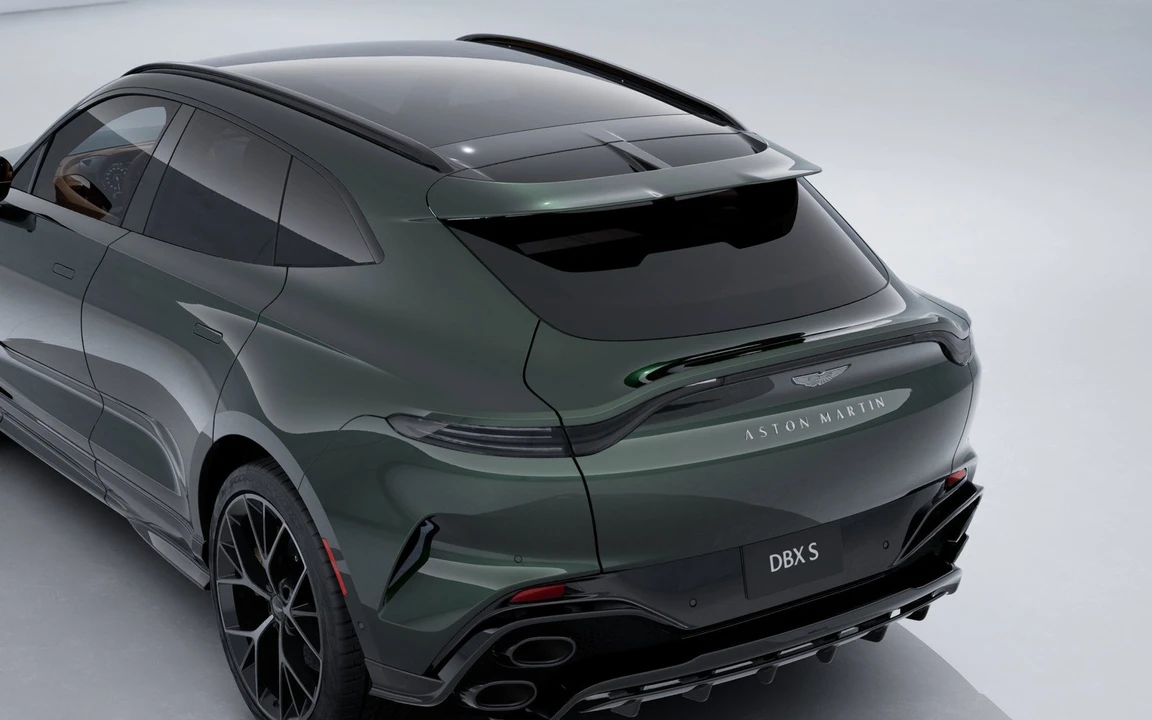 2026 Aston Martin DBX - Image 8 of 12
